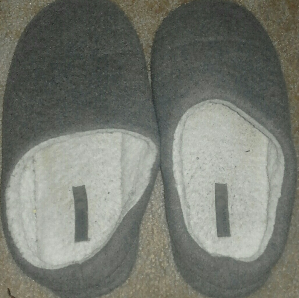Old Navy indoor slippers